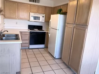 Photo #2: 2510612 Listing 