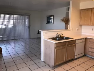 Photo #6: 2510612 Listing 