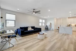 Photo #3: 2510642 Listing