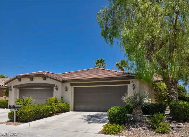 MLS: 2510668 Condo For Sale