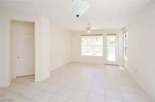 Photo #2: 2510668 Listing 