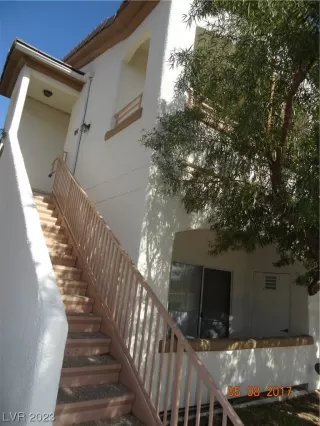 Photo #2: 2510692 Listing 