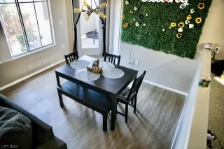 Photo #3: 2510699 Listing