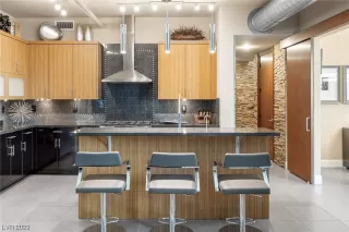 Photo #5: 2510726 Listing 