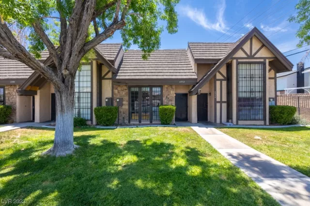 MLS: 2510772 Condo For Sale