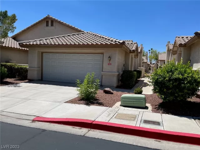 MLS: 2510786 Condo For Sale