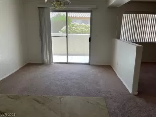 Photo #4: 2510786 Listing 