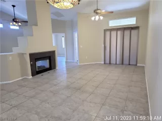 Photo #1: 2510821 Listing 