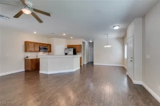 Photo #6: 2510829 Listing 