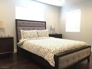 Photo #6: 2510840 Listing 