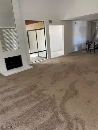 Photo #5: 2510847 Listing 