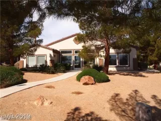 Photo #6: 2510852 Listing 