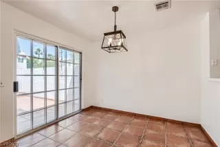 Photo #6: 2510861 Listing 