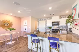 Photo #4: 2510872 Listing 