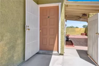 Photo #3: 2510875 Listing