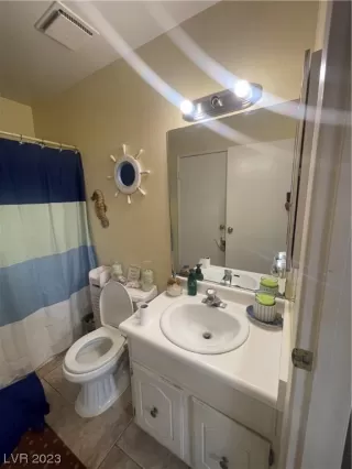 Photo #1: 2510917 Listing