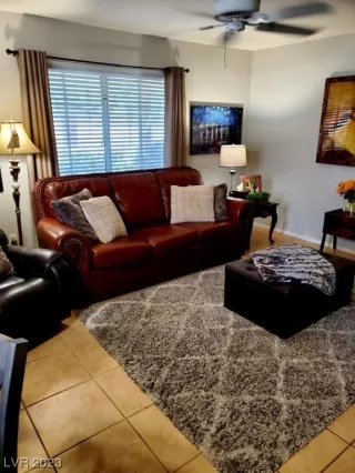 Photo #1: 2510918 Listing