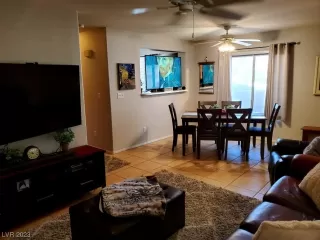 Photo #2: 2510918 Listing