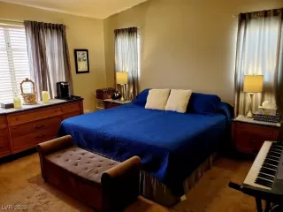 Photo #6: 2510918 Listing