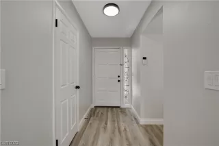 Photo #6: 2510932 Listing