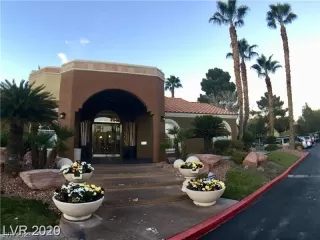 Photo #1: 2510934 Listing 