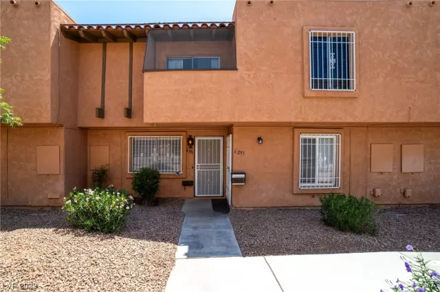 MLS: 2510997 Condo For Sale