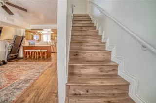 Photo #6: 2510997 Listing