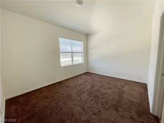 Photo #4: 2511025 Listing 