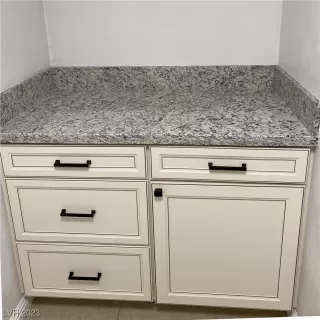 Photo #6: 2511028 Listing 