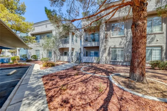 MLS: 2511043 Condo For Sale