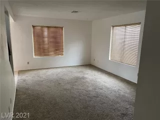 Photo #3: 2511074 Listing