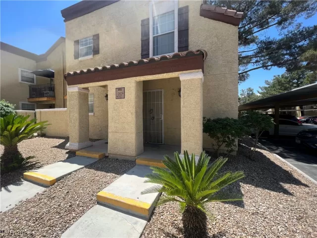 MLS: 2511104 Condo For Sale