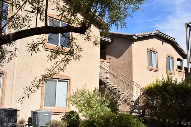 MLS: 2511111 Condo For Sale