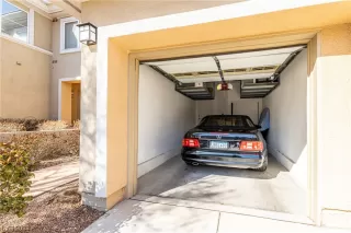 Photo #2: 2511152 Listing 