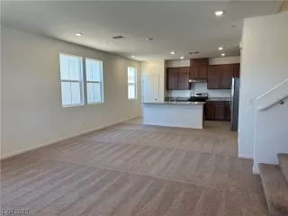 Photo #4: 2511160 Listing 