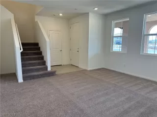 Photo #5: 2511160 Listing 