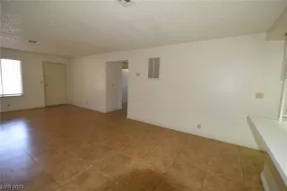 Photo #4: 2511162 Listing 