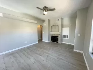 Photo #3: 2511191 Listing