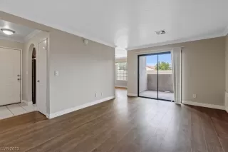 Photo #2: 2511220 Listing 