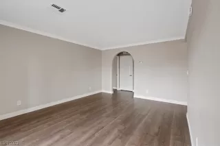 Photo #6: 2511220 Listing 