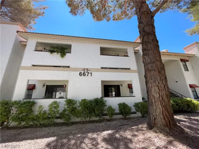 MLS: 2511225 Condo For Sale