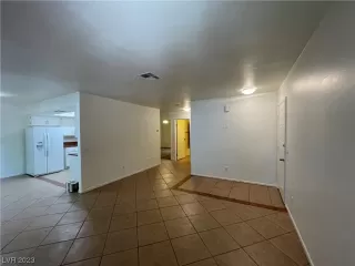 Photo #6: 2511225 Listing 