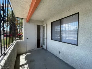 Photo #4: 2511243 Listing 