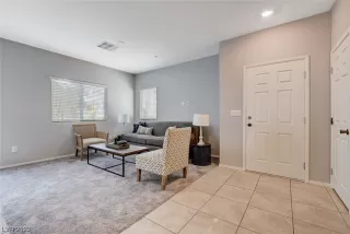 Photo #4: 2511244 Listing