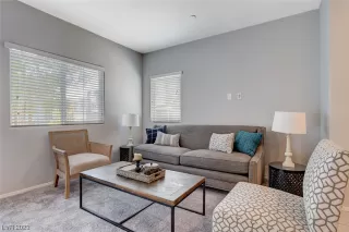 Photo #5: 2511244 Listing