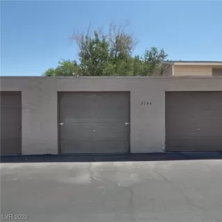 Photo #2: 2511271 Listing 