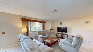 Photo #3: 2511282 Listing 