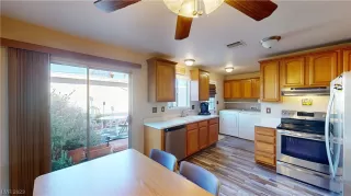 Photo #5: 2511282 Listing 