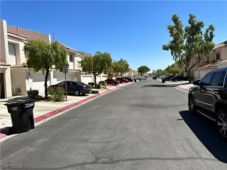 Photo #1: 2511315 Listing 