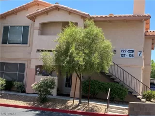 Photo #2: 2511324 Listing 